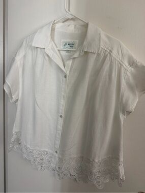 American Eagle Outfitters white Lace-Detail Button Shirt